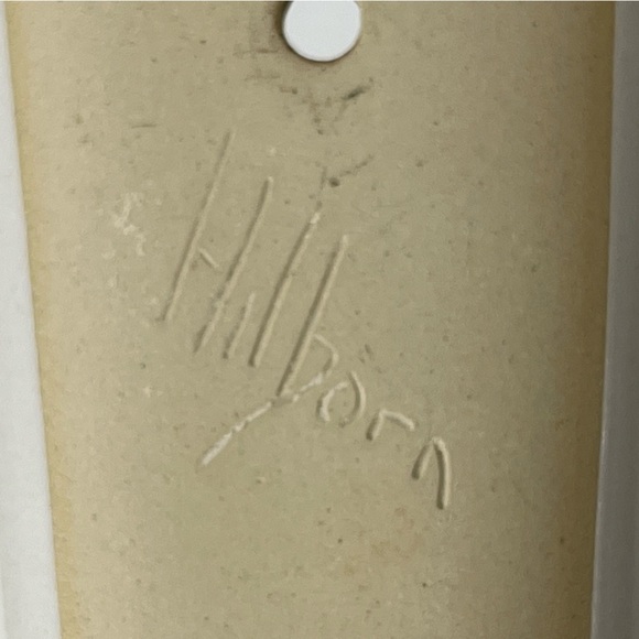HILBORN Canada Wall Pocket Vase Lily Art Pottery Rose Pink Signed Vintage - Picture 7 of 7